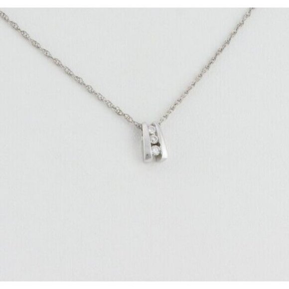 10k White Gold .09ct Diamond Necklace 20" Chain - Picture 1 of 7
